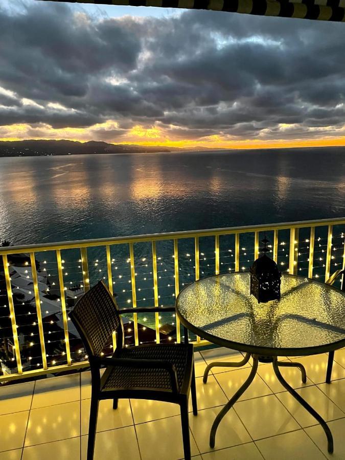 Deluxe Montego Bay Club Studio & Suites Exterior photo